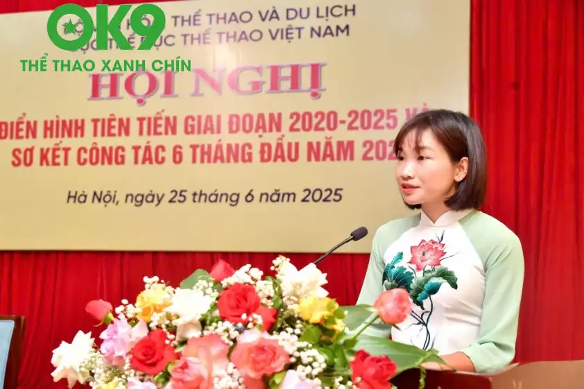 Nguyễn Thị Oanh chia sẻ hành trình vươn tới đỉnh cao tại Hội nghị điển hình tiên tiến giai đoạn 2020 - 2025